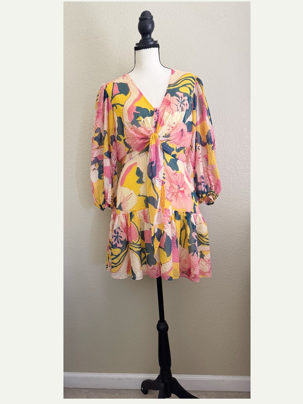 Alexis Zora Floral Mini Dress Size Medium - Picture 4 of 16